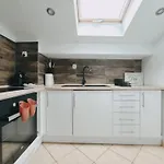 Chodkiewicza 10